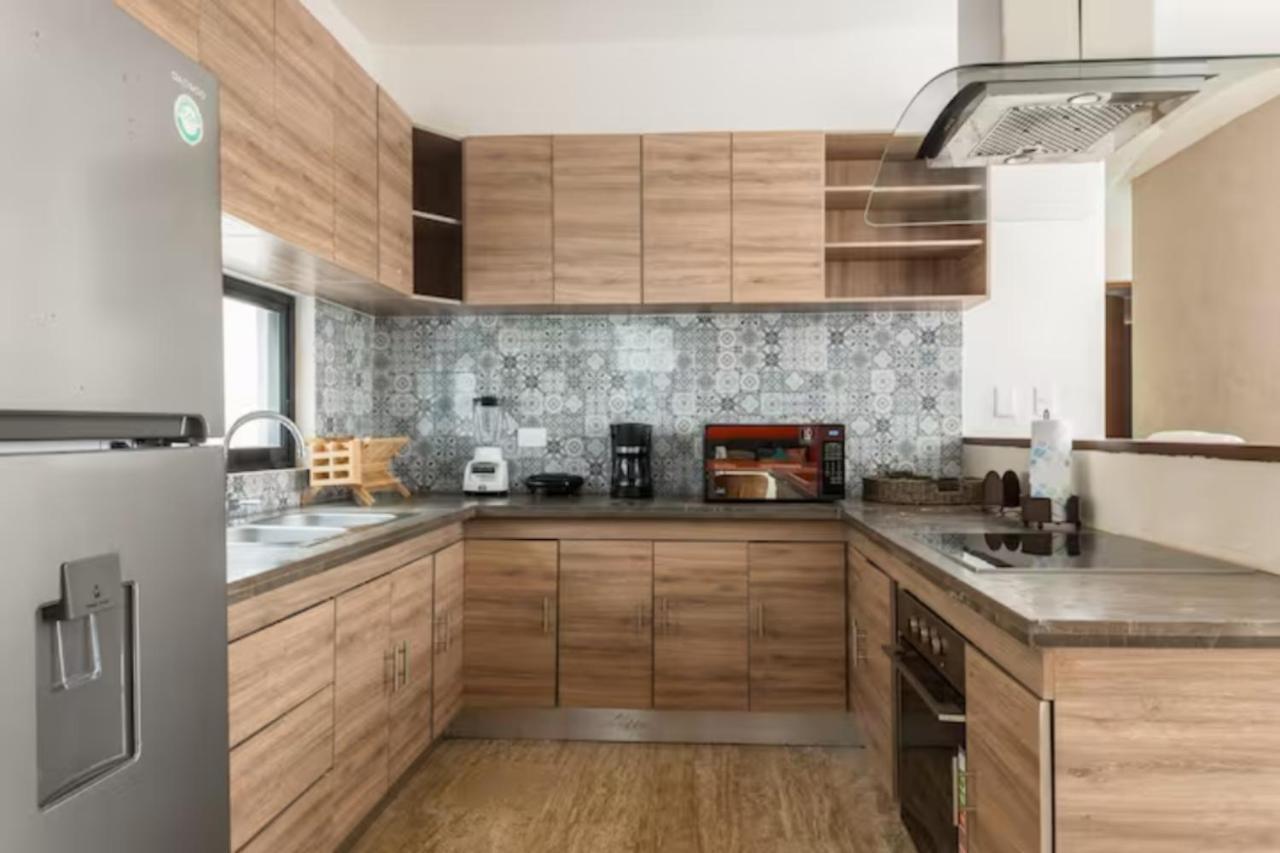 Beautiful & Mareas Gym Pool