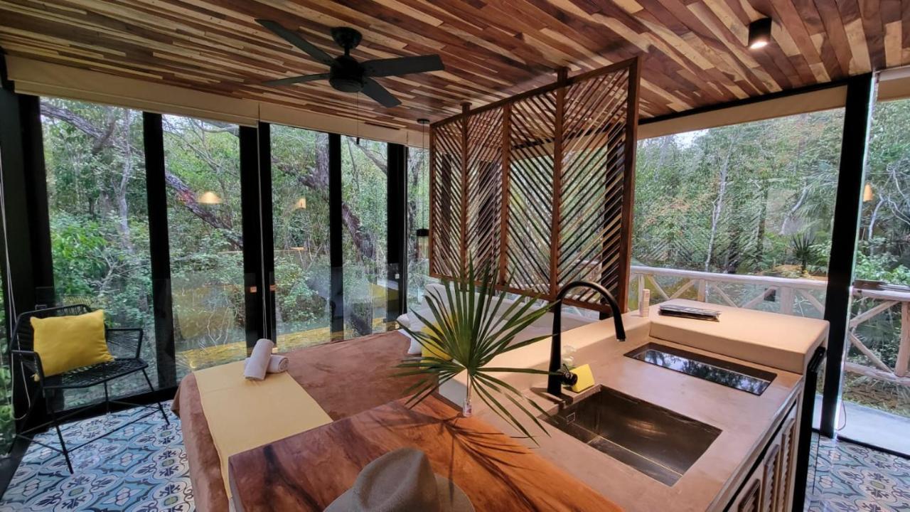 Cubo Invisible En La Selva Aparthotel Tulum