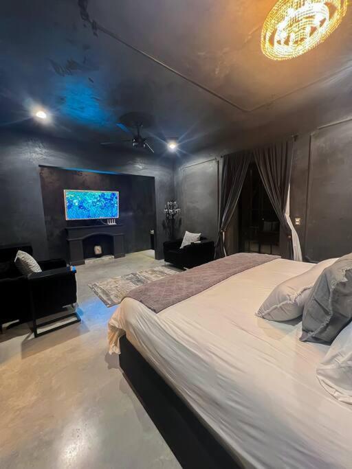 Casa Halo - Lux Mansion, Heated Pool, Sonos Speakers, Gated Community And Staff Pousada Tulum