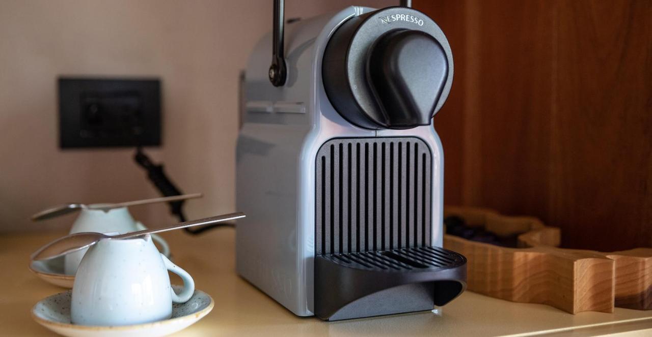 Mi By La Zebra, An Slh (adults Only)