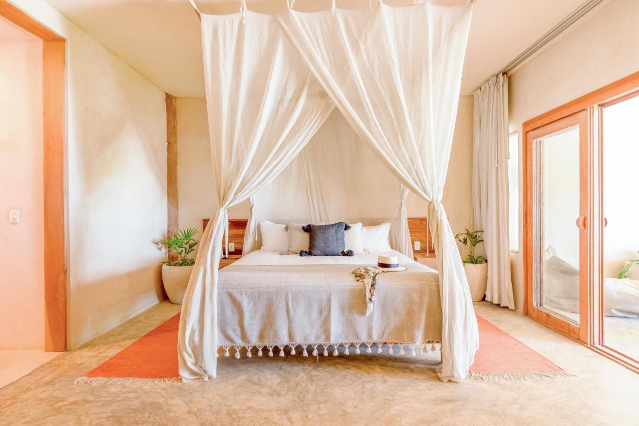 Ahau - Beachfront (adults Only)