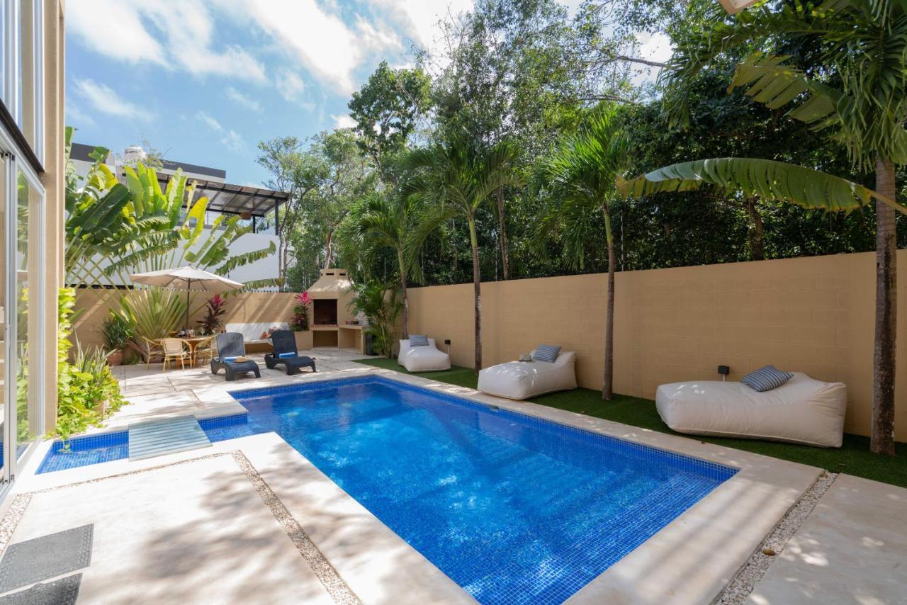 Private Modern Villa-pool Beds-ac-internet-parking-grill * Tulum