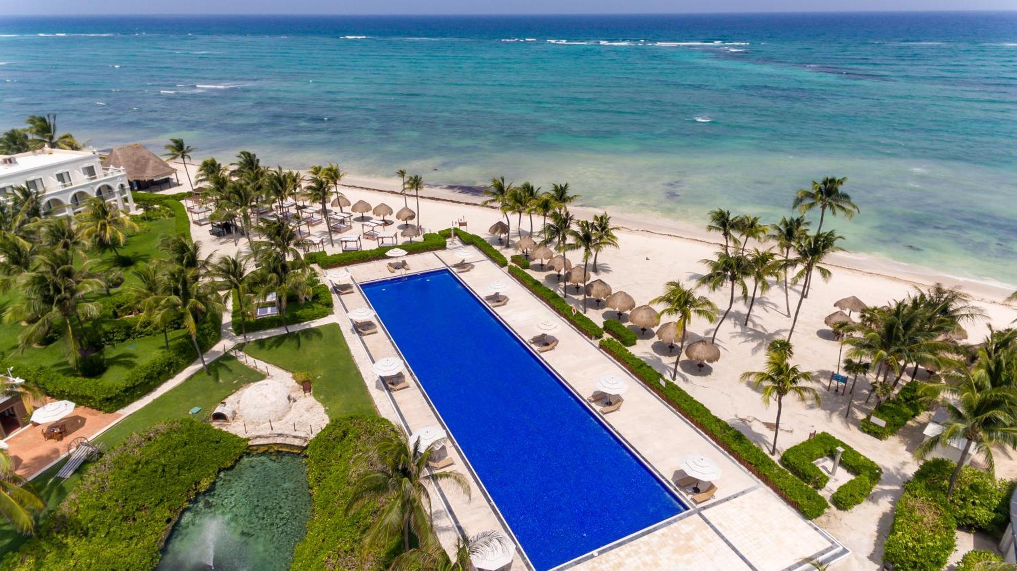 Dreams & Resort