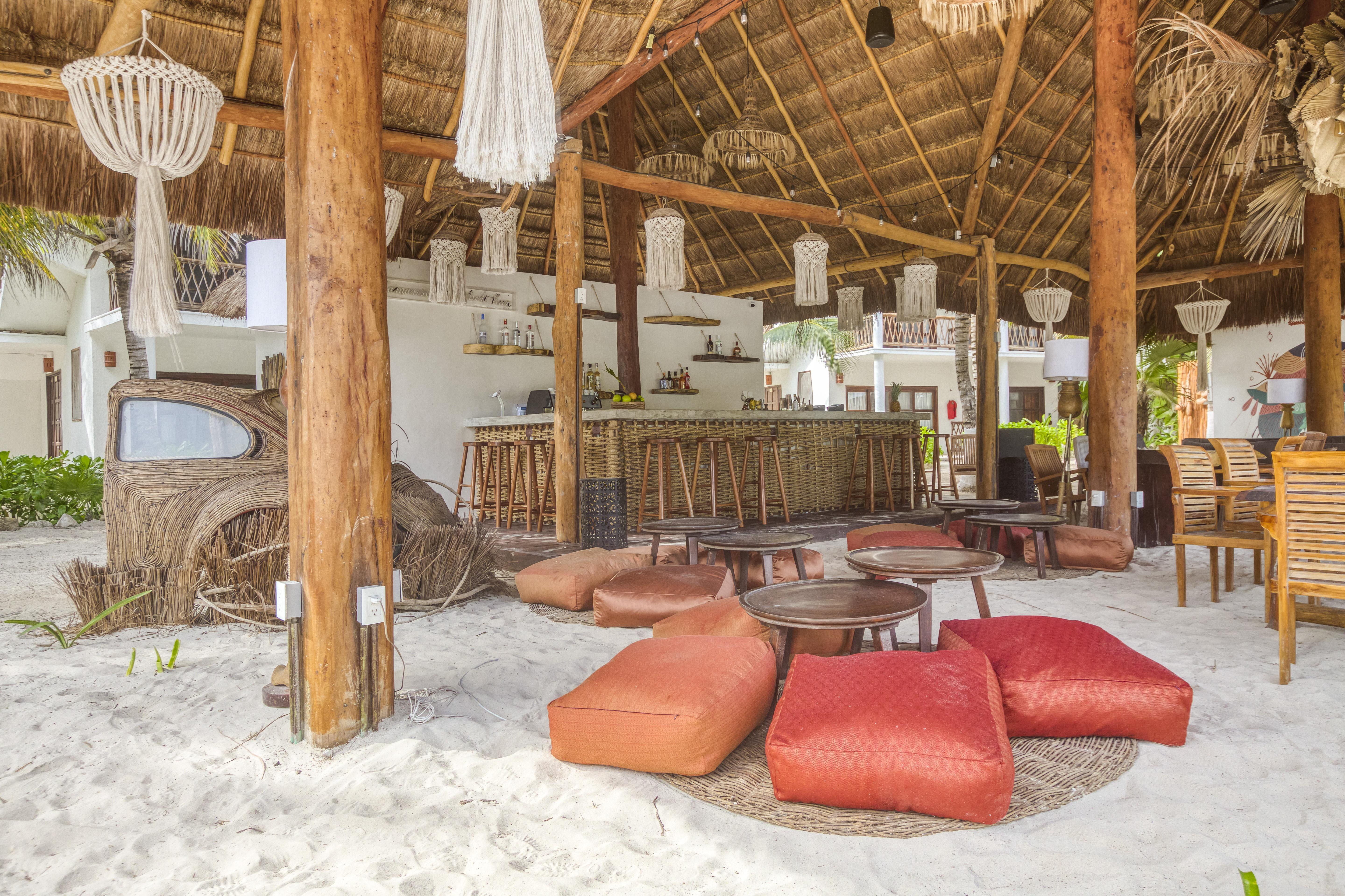 Hotel Mia Beachfront - Ocean View And Club