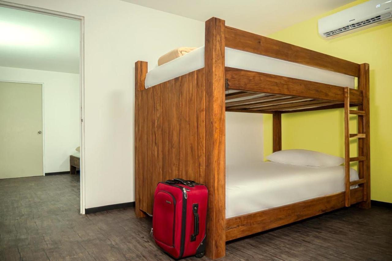 Hostel Colorbox Beds And Tulum