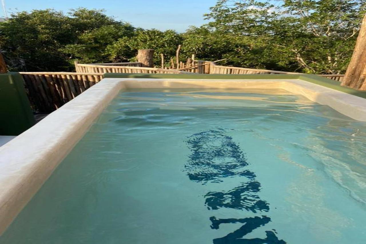 Loba Male Only Bed & Breakfast Tulum