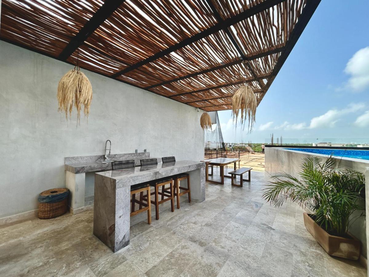 Rooftop Oasis: Urban Retreat With Infinity Pool & Private Terrace Tulum