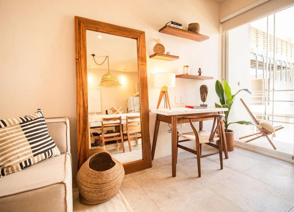 Apartment Alterhome Jungle Chic *