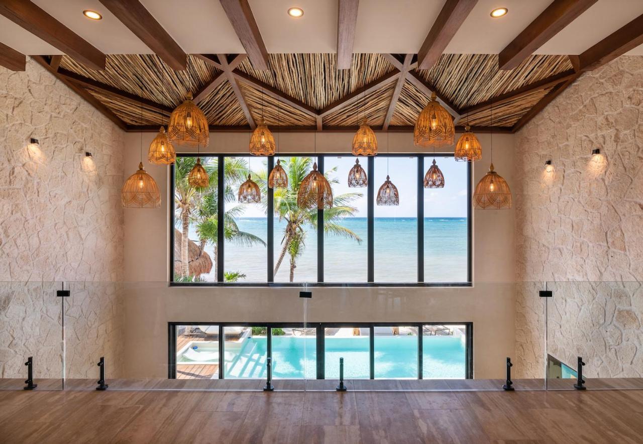 Villa Tulumar Beachfront Luxury Villa- Full Service *