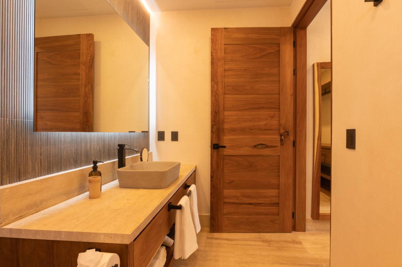 Tulumar Beachfront Luxury Villa- Full Service Villa