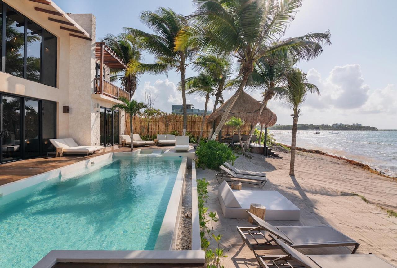 Tulumar Beachfront Luxury Villa- Full Service