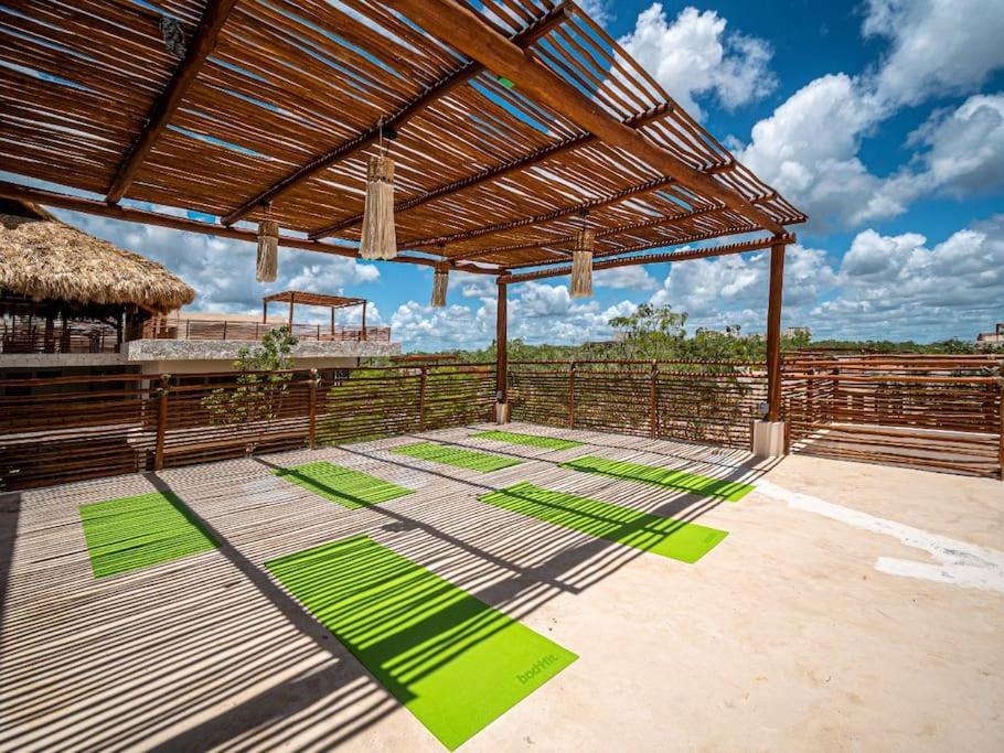 Apartment Private Rooftop Penthouse With Pool, Bbq & Jungle View