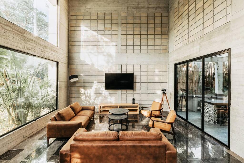Villa Itzayana: Luxury 5-bedroom With Private Pool In Tulum's Gated La Privada