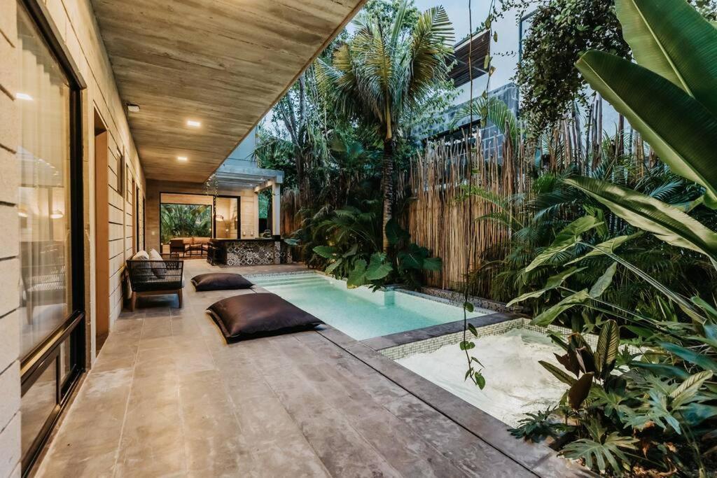 Villa Itzayana: Luxury 5-bedroom With Private Pool In Tulum's Gated La Privada Tulum