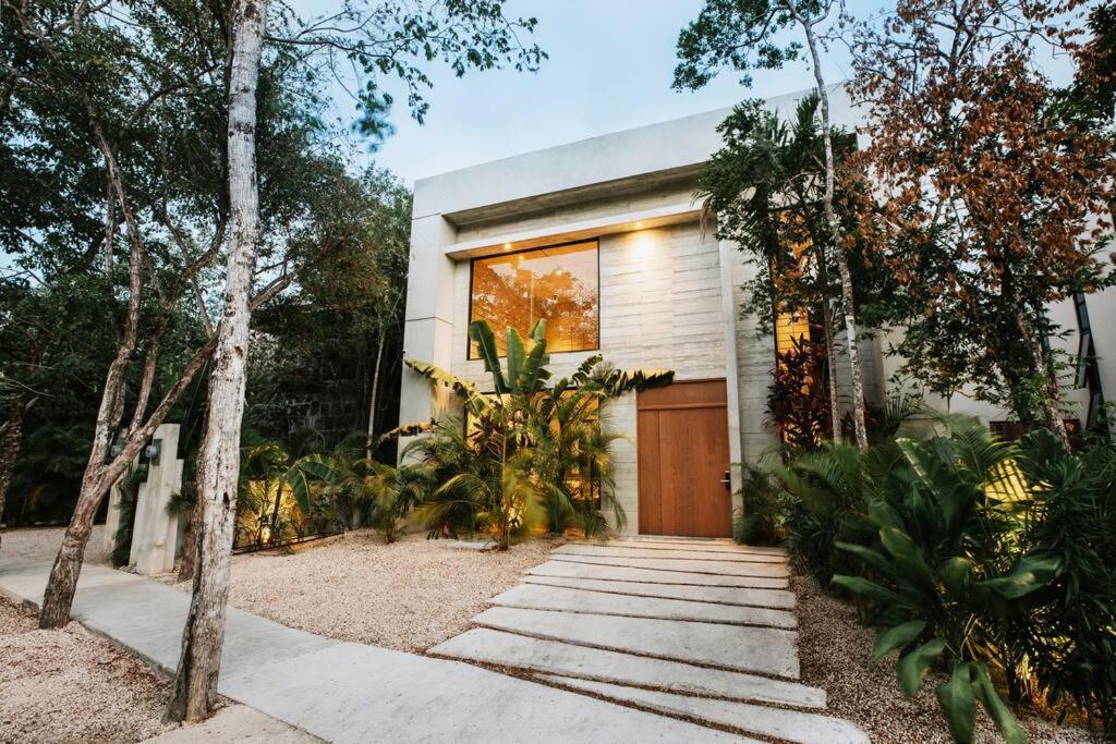 Itzayana: Luxury 5-bedroom With Private Pool In Tulum's Gated La Privada Villa Tulum