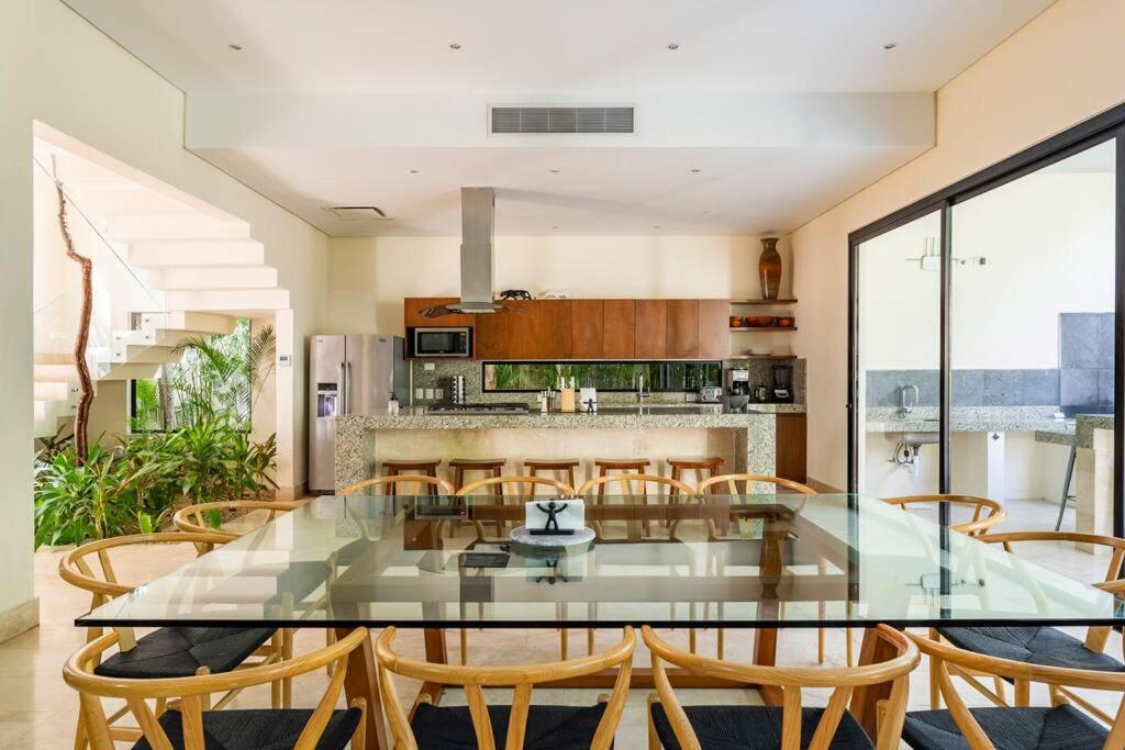Villa Luxurious Villa At Exclusive Gated Community La Privada Aldea Zama, 5 Bedroom Private Pool & Concierge Service