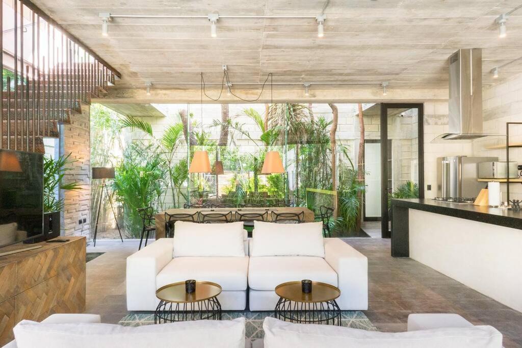 Villa Nimi: Architectural Gem With Private Pool & Concierge *
