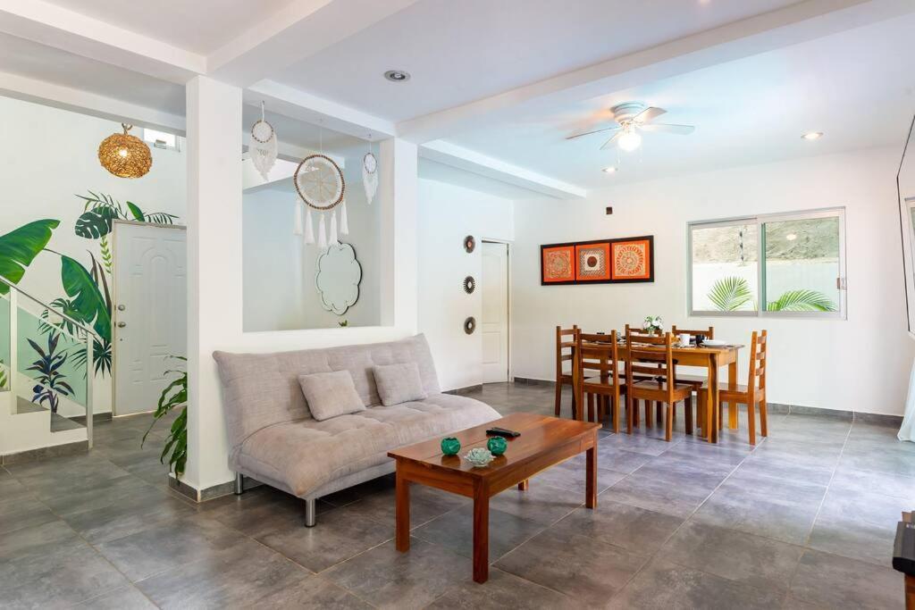 Casa Alegria By Sandy Powerful * Tulum