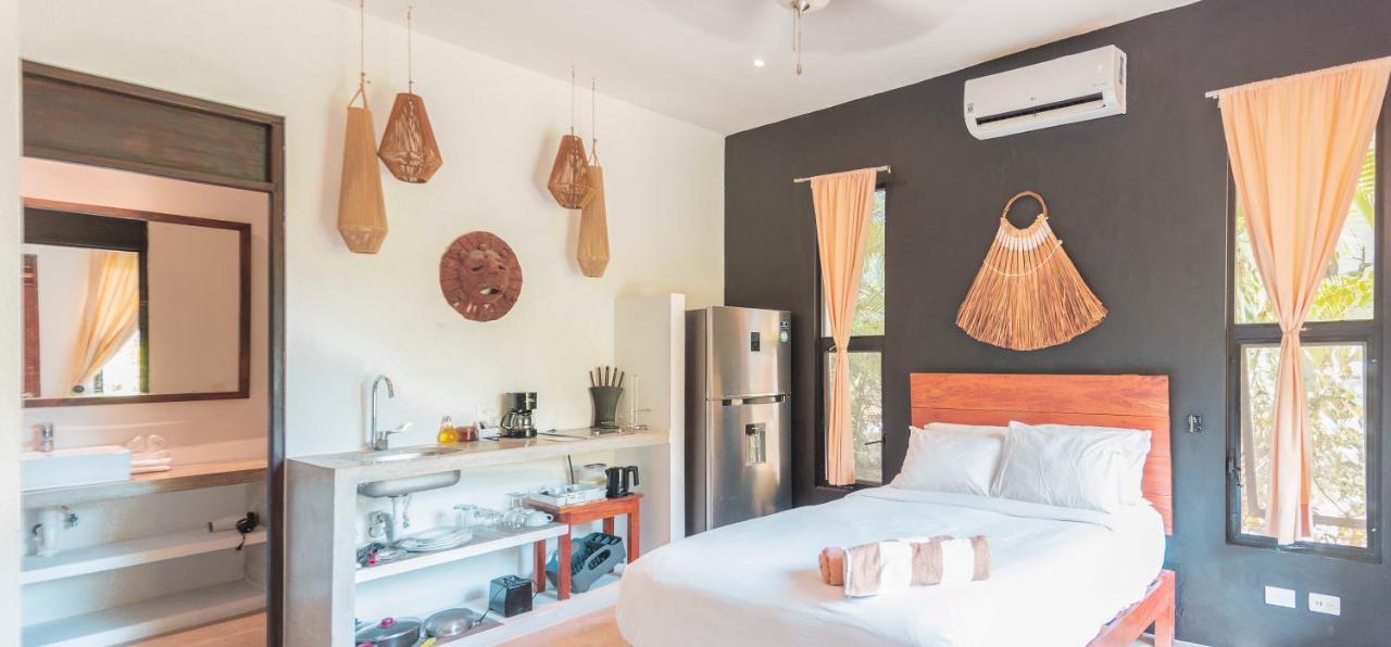 Naats Amigos Aparthotel