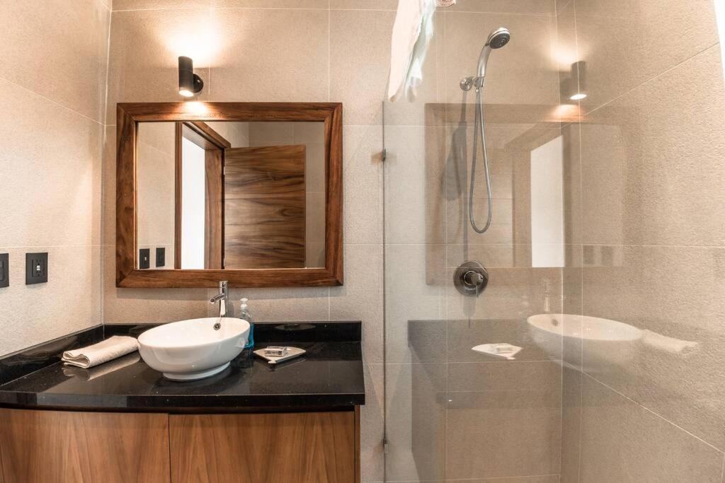 Villa Old Listing - Kaanal Bliss In The Jungle *