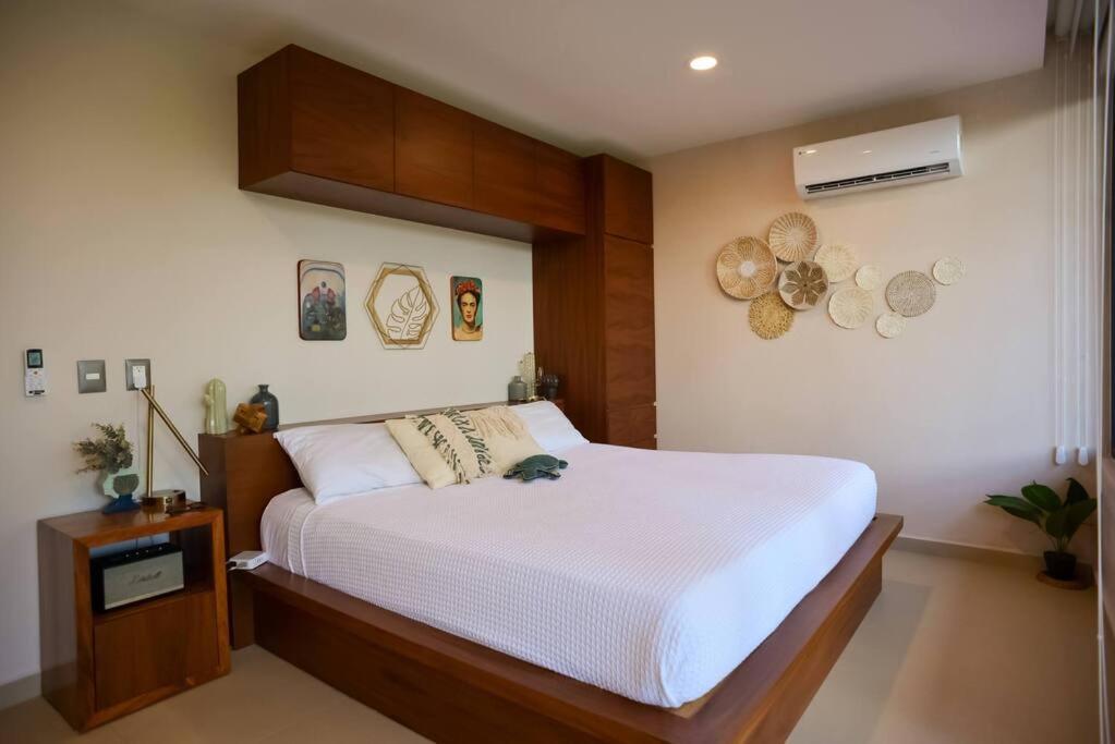 Apartment Frida's Artsy With Own Mural, Outdoor Tub & Rooftop Pool Tulum