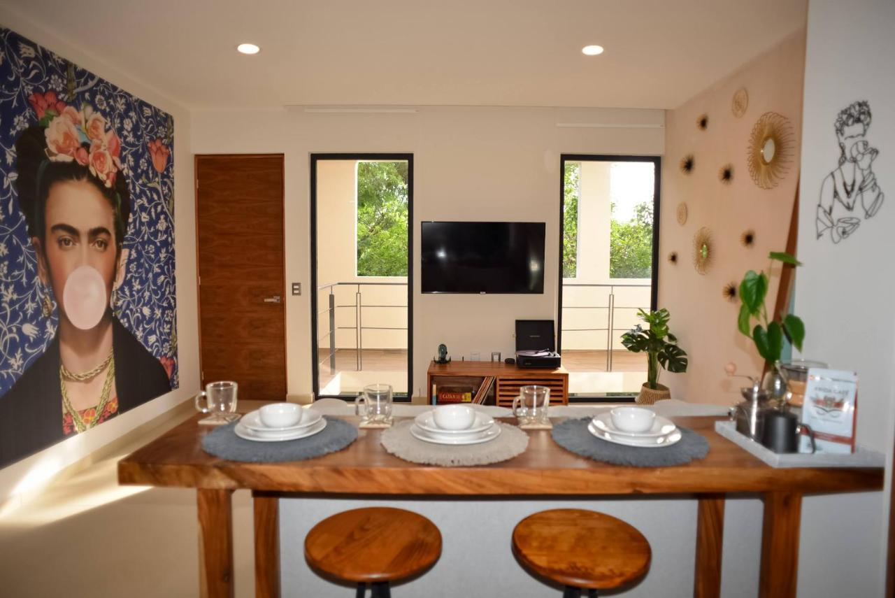 Apartment Frida's Artsy With Own Mural, Outdoor Tub & Rooftop Pool *