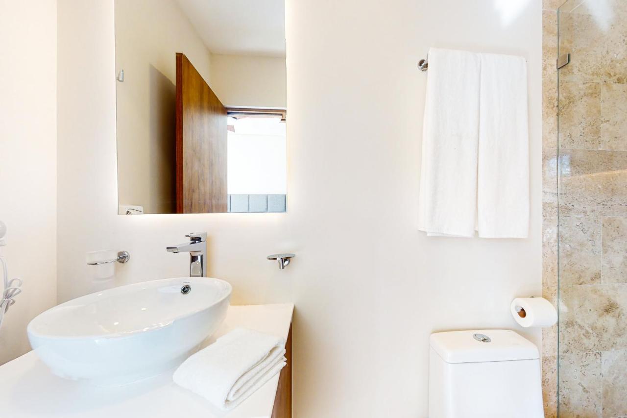 Giada Towers A204 Hotel