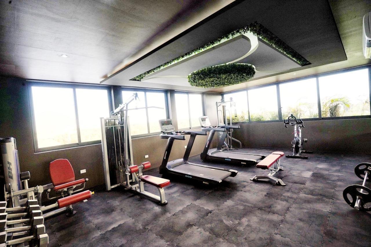 Estudio Asteroide 4*