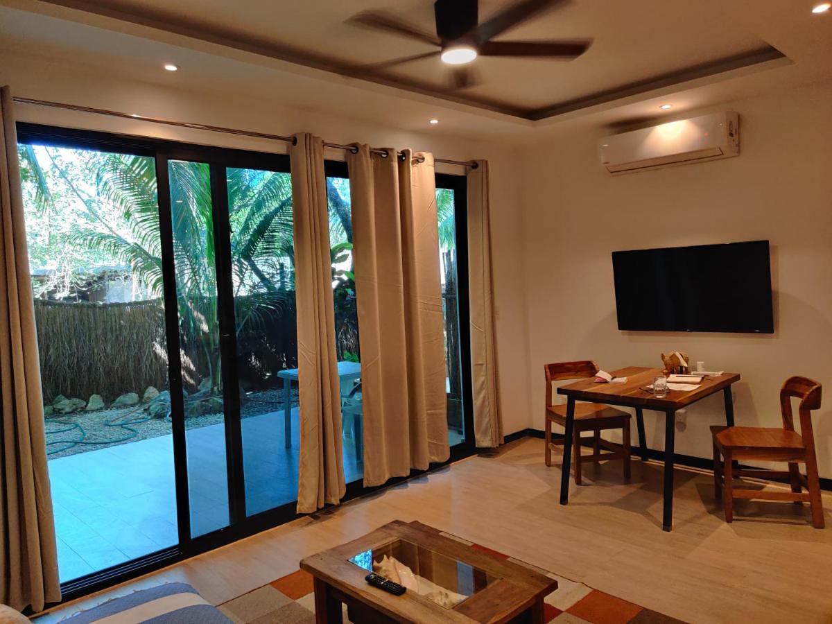 Apartment Cocomobay, Fully Furnished In *