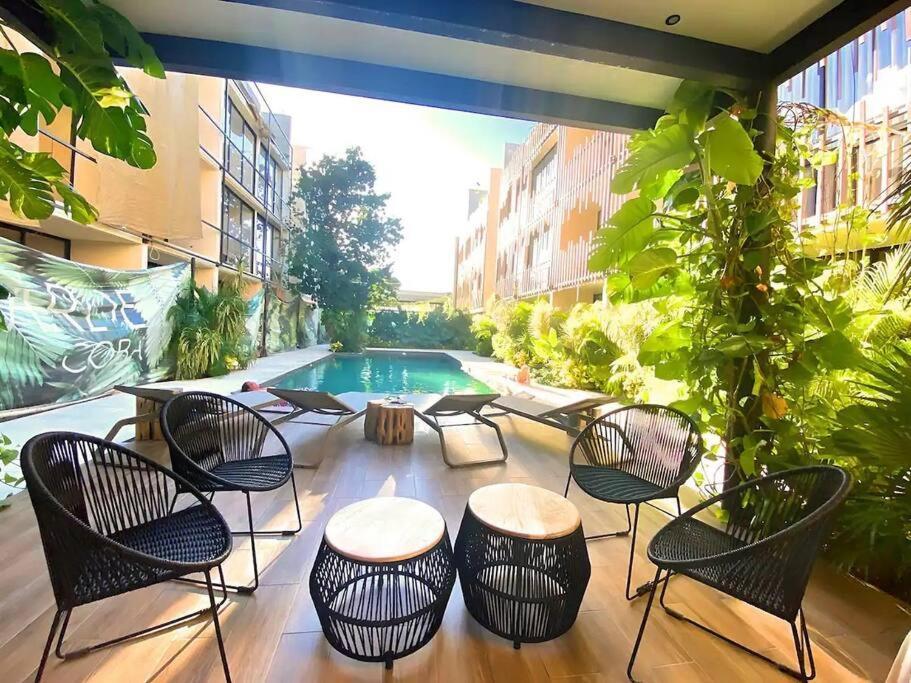 Apartment *tulum 2br W/ Pool, Gym, Security, Walk To Town