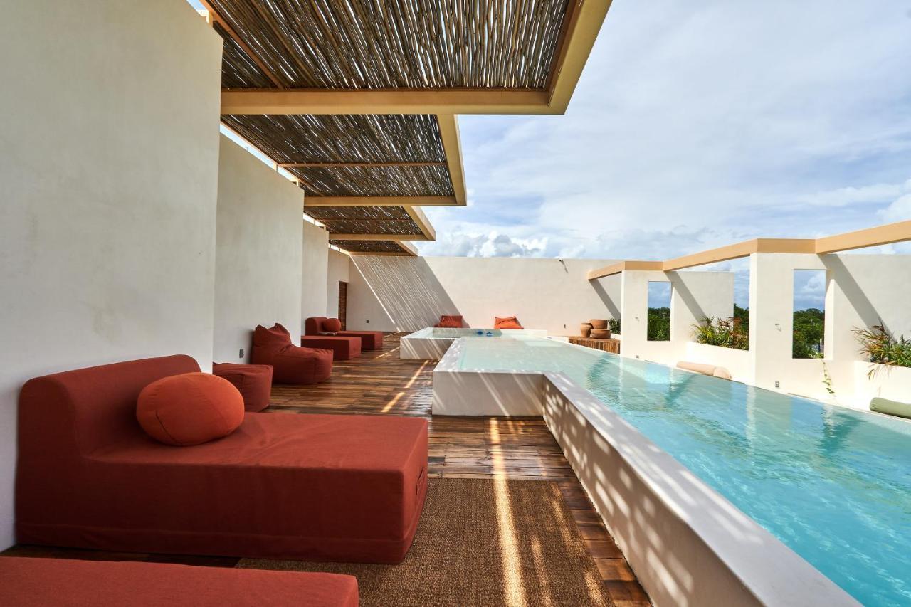 Apartment Alluring Studio In La Veleta With Private Patio & Plunge Pool, Rooftop Pool & Outdoor Seating *