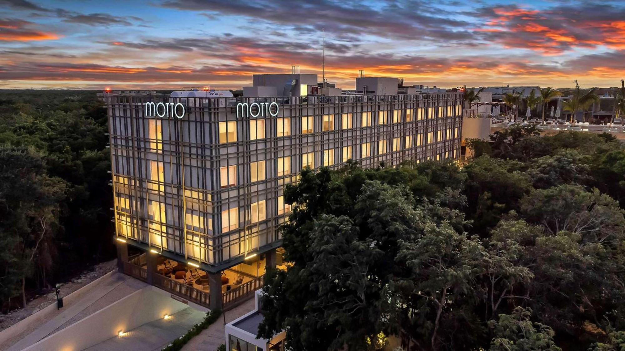 Hotel Motto By Hilton Tulum