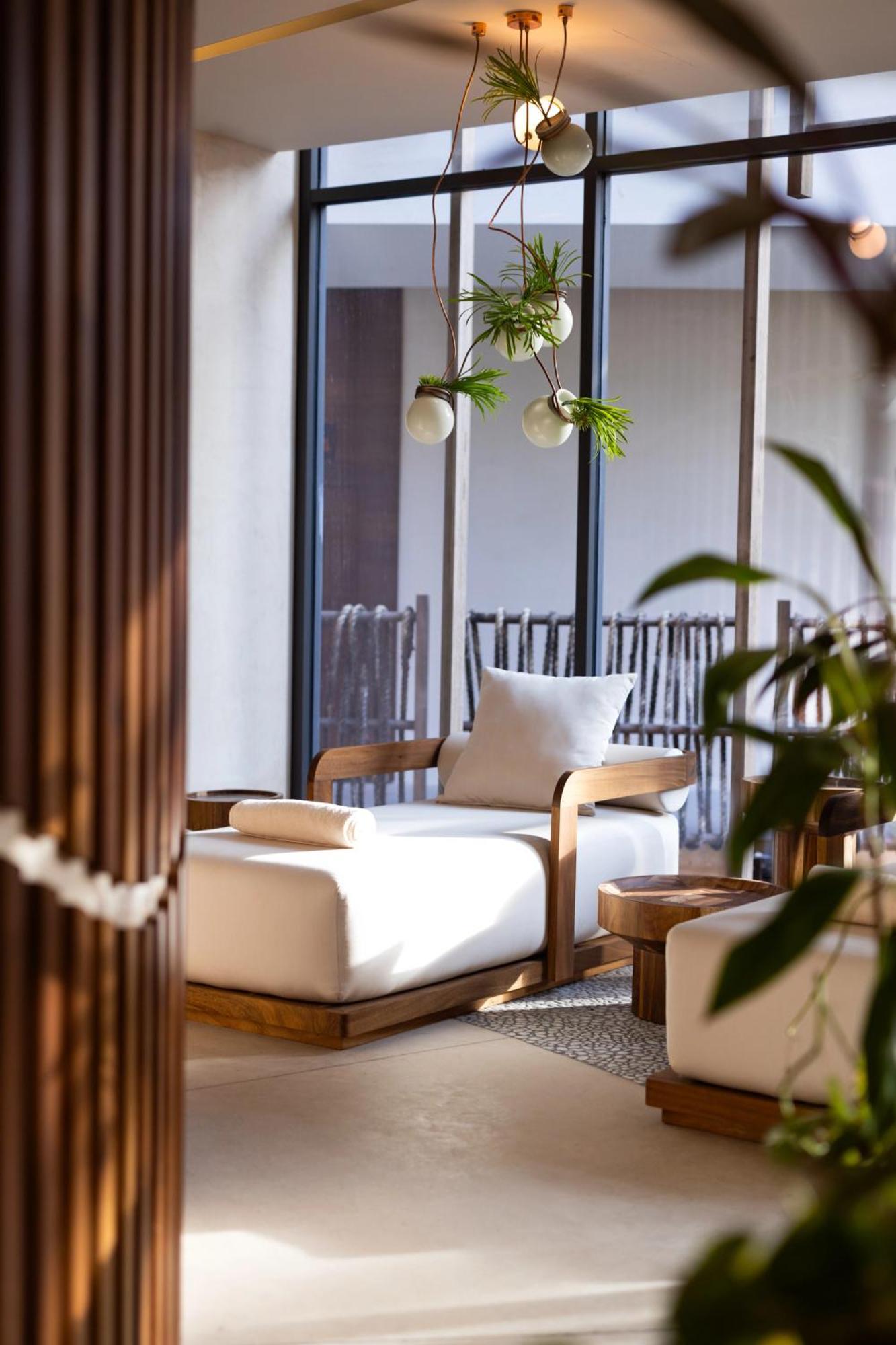 Secrets & Club (adults Only) Resort