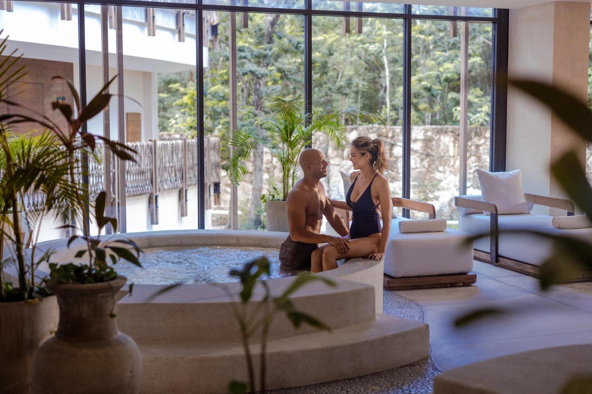 Secrets & Club (adults Only) Resort