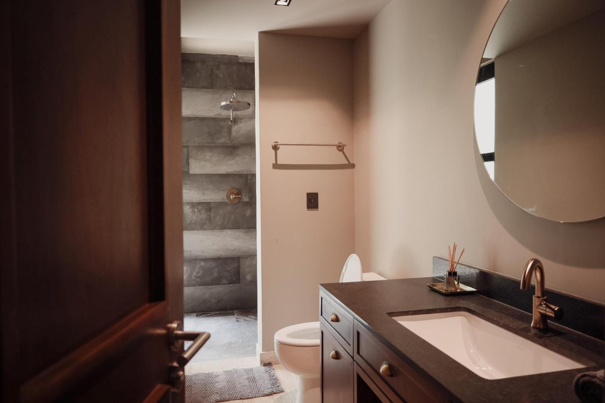 Art House Gym-pool-rest *