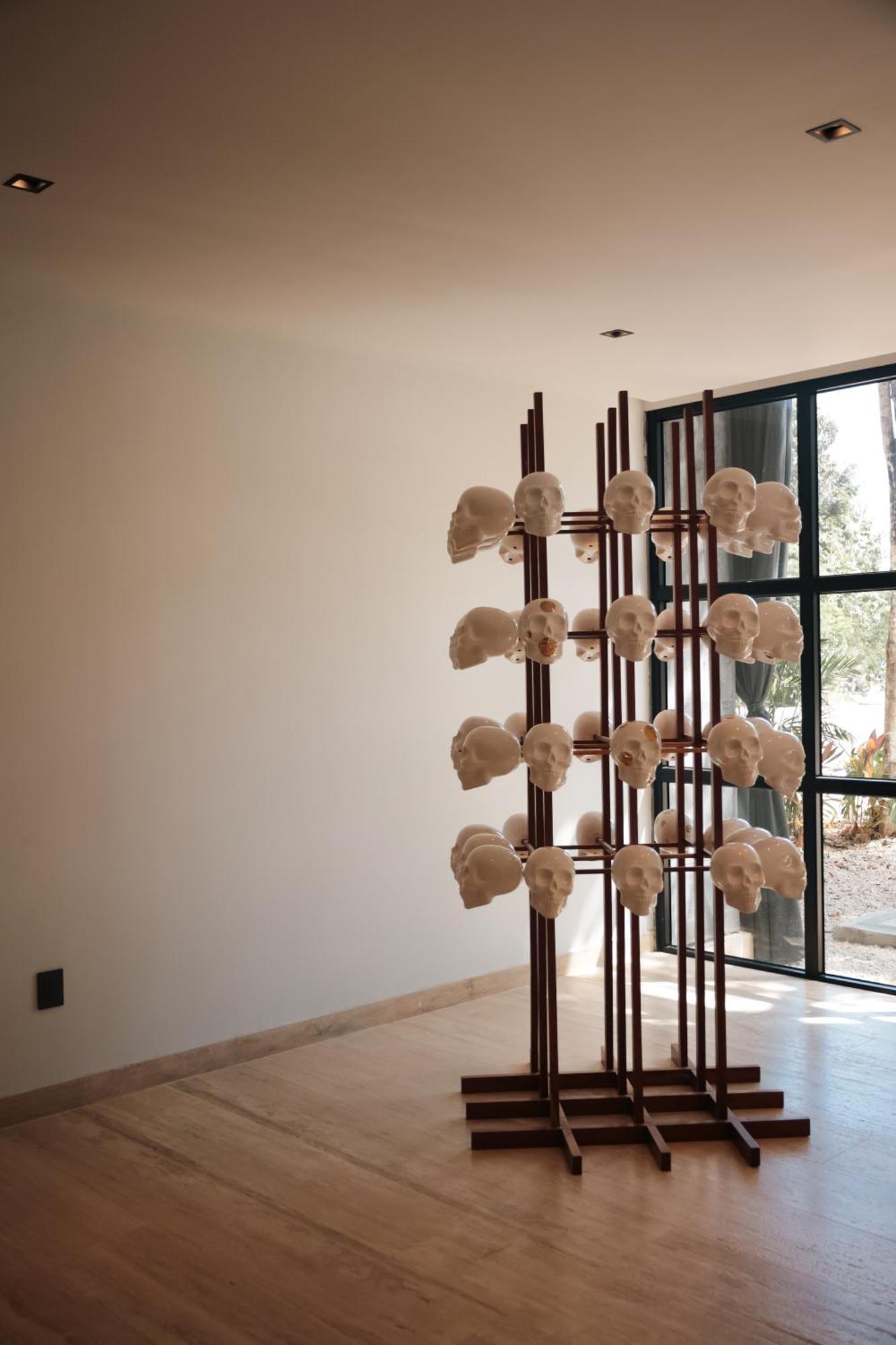 Apartment Art House Gym-pool-rest