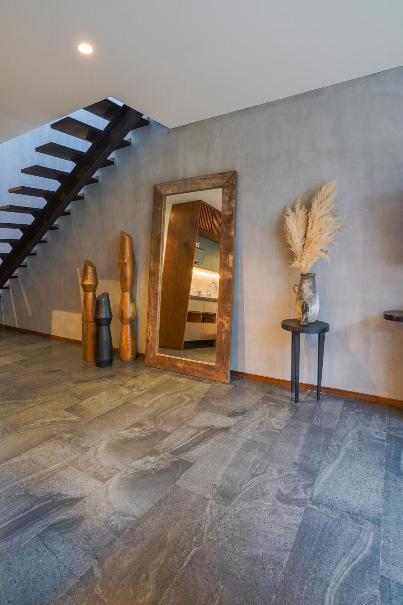 Miraluna Stunning Penthouse In Exclusive Area