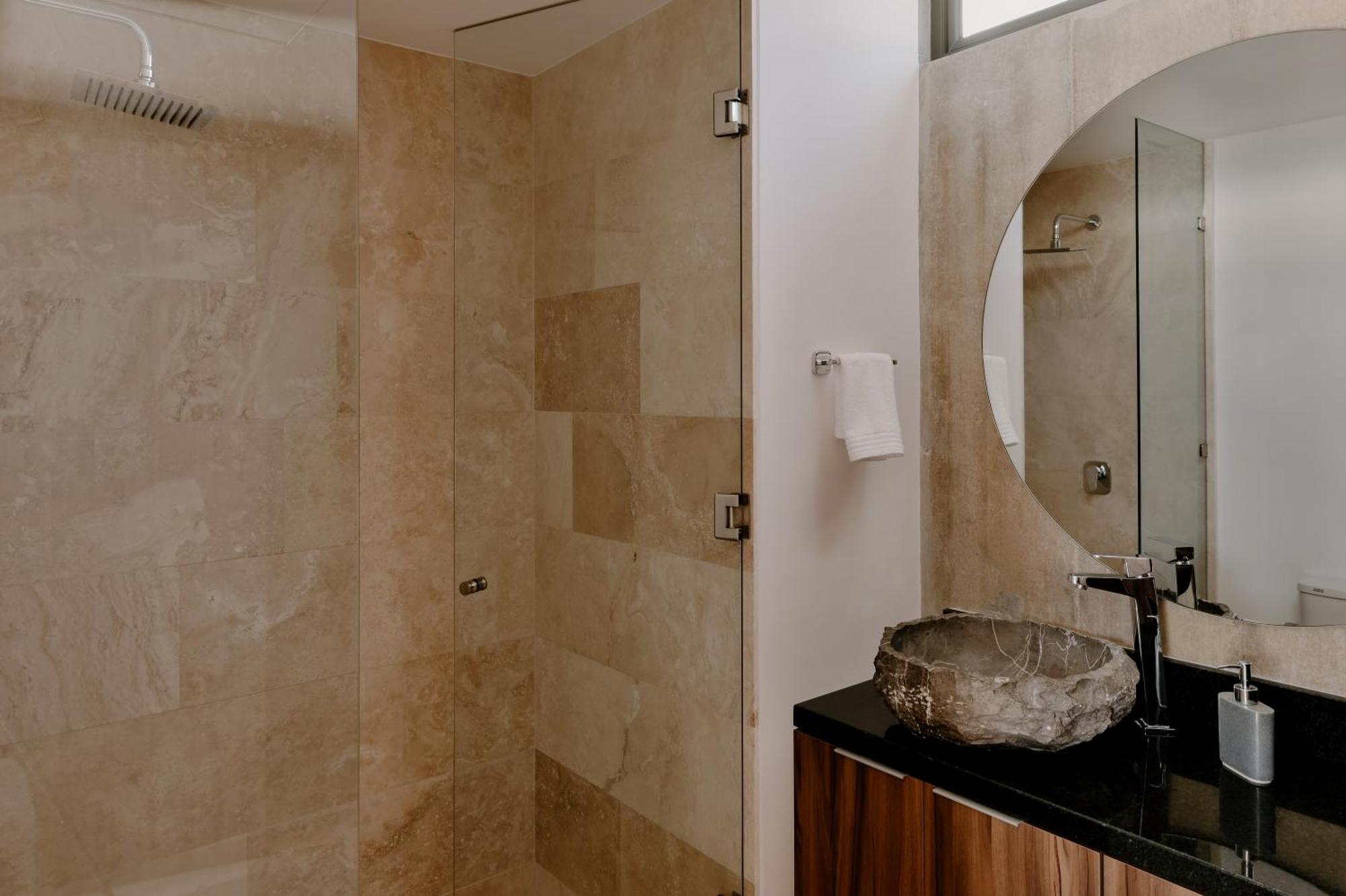 Apartment Luxe 3br Ph Cenote, Sauna, Gym & Pool Included *