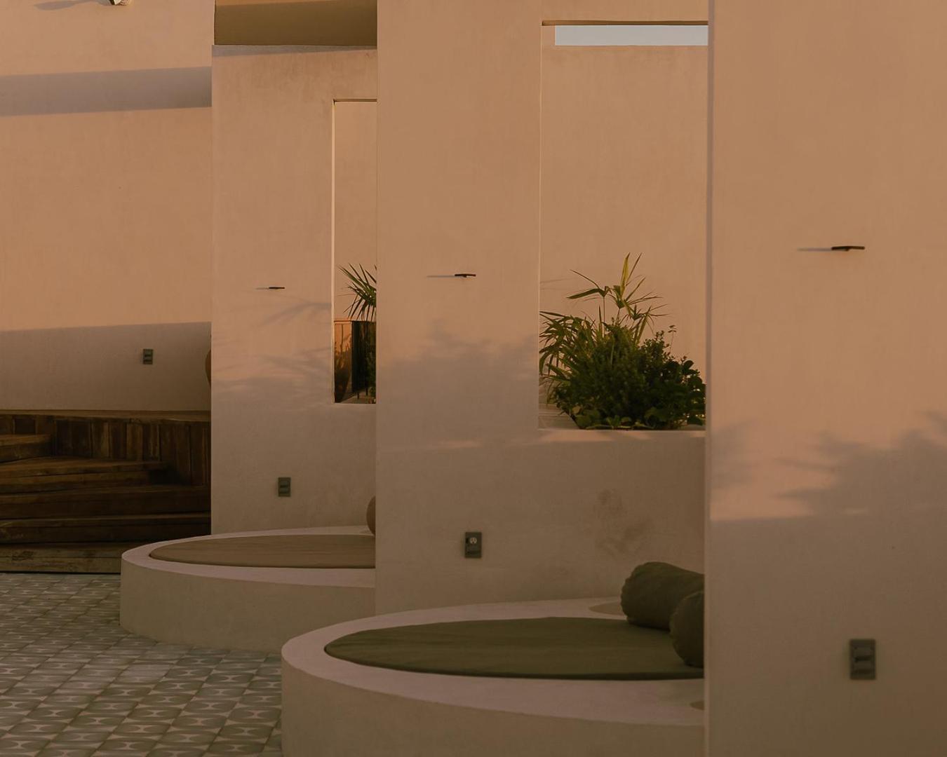 Apartment Alluring Studio In La Veleta With Private Patio & Plunge Pool, Rooftop Pool & Outdoor Seating