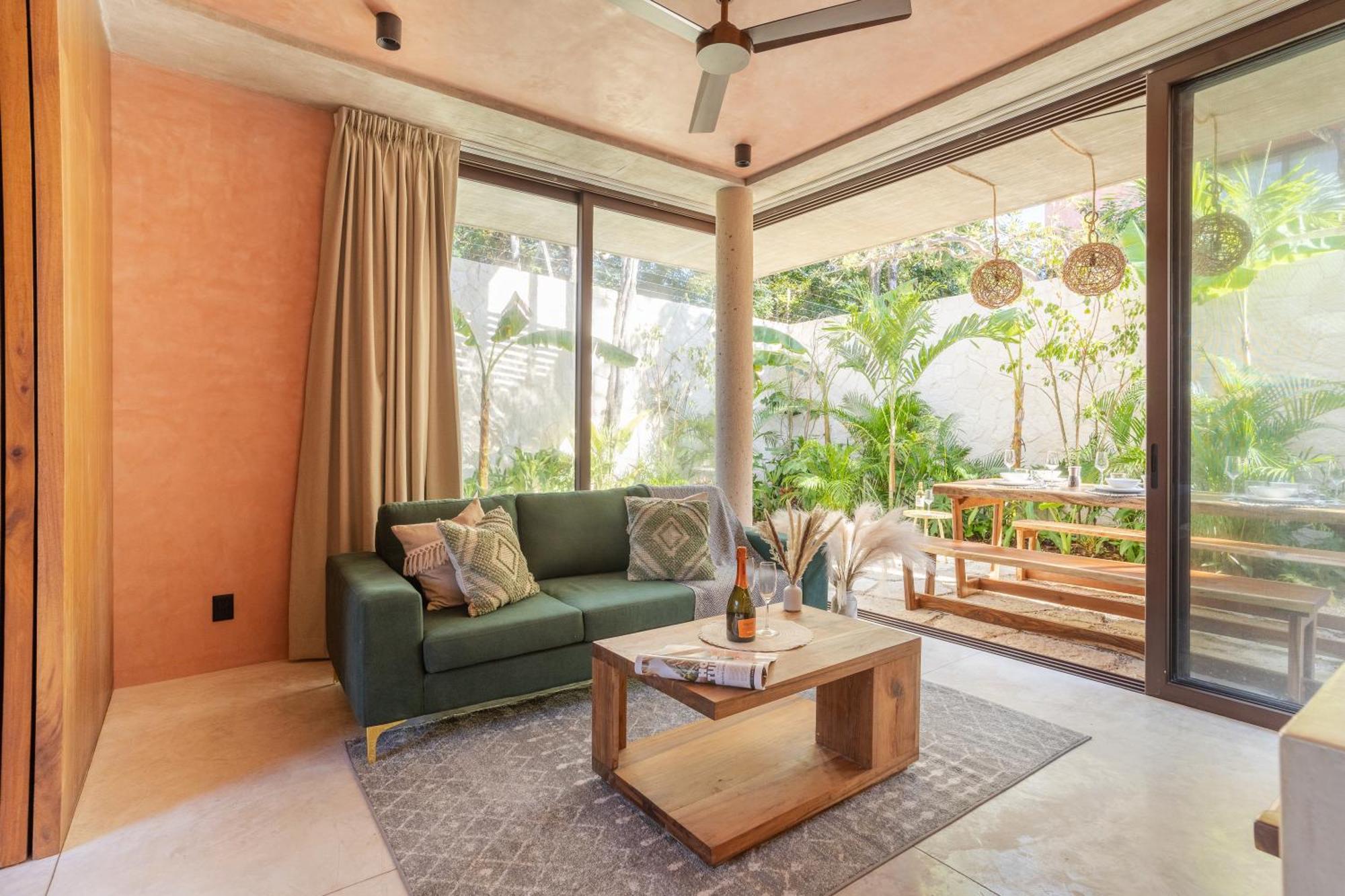 Entorno - Luxury Villa