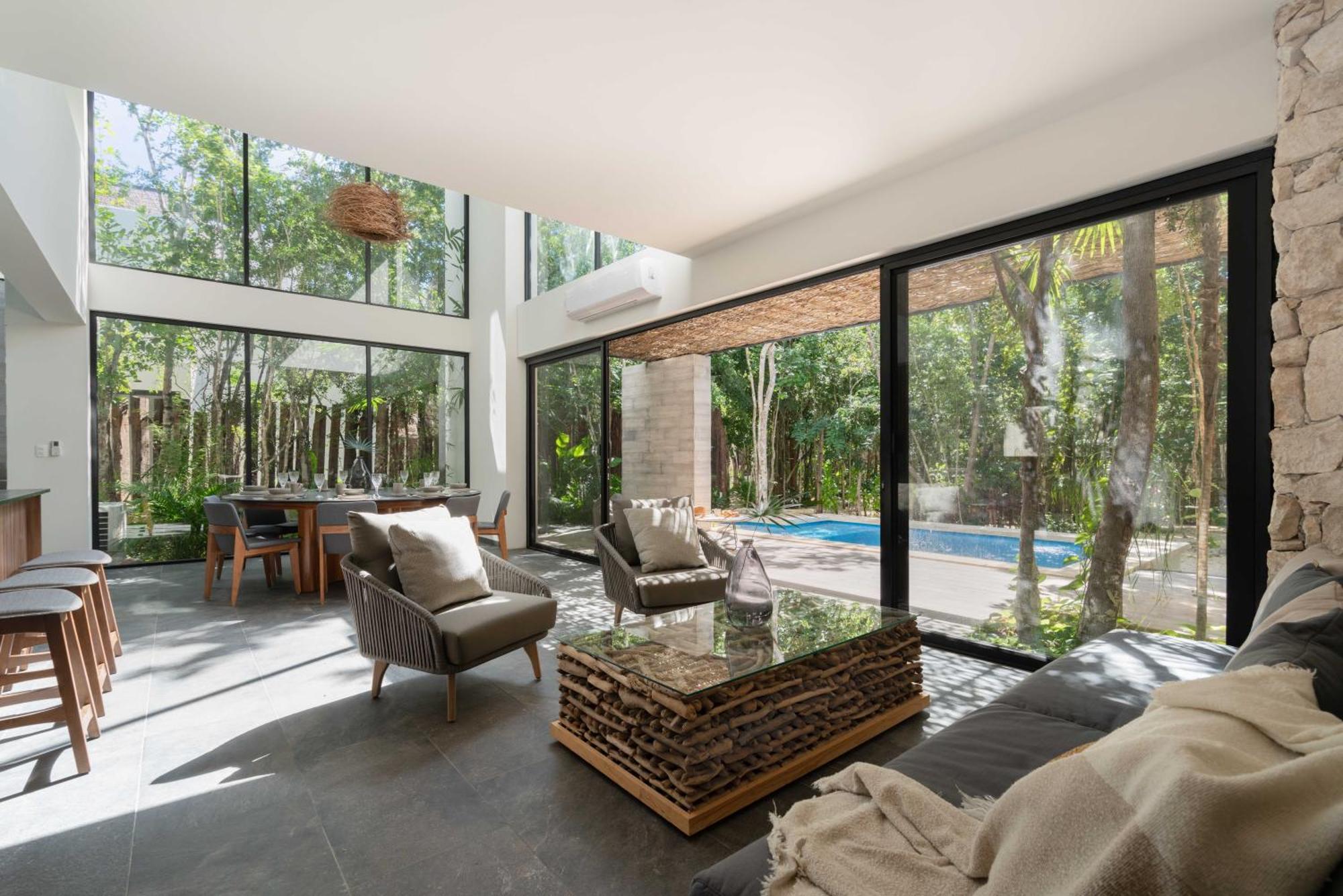 Twelve O'clock - Luxury Tulum