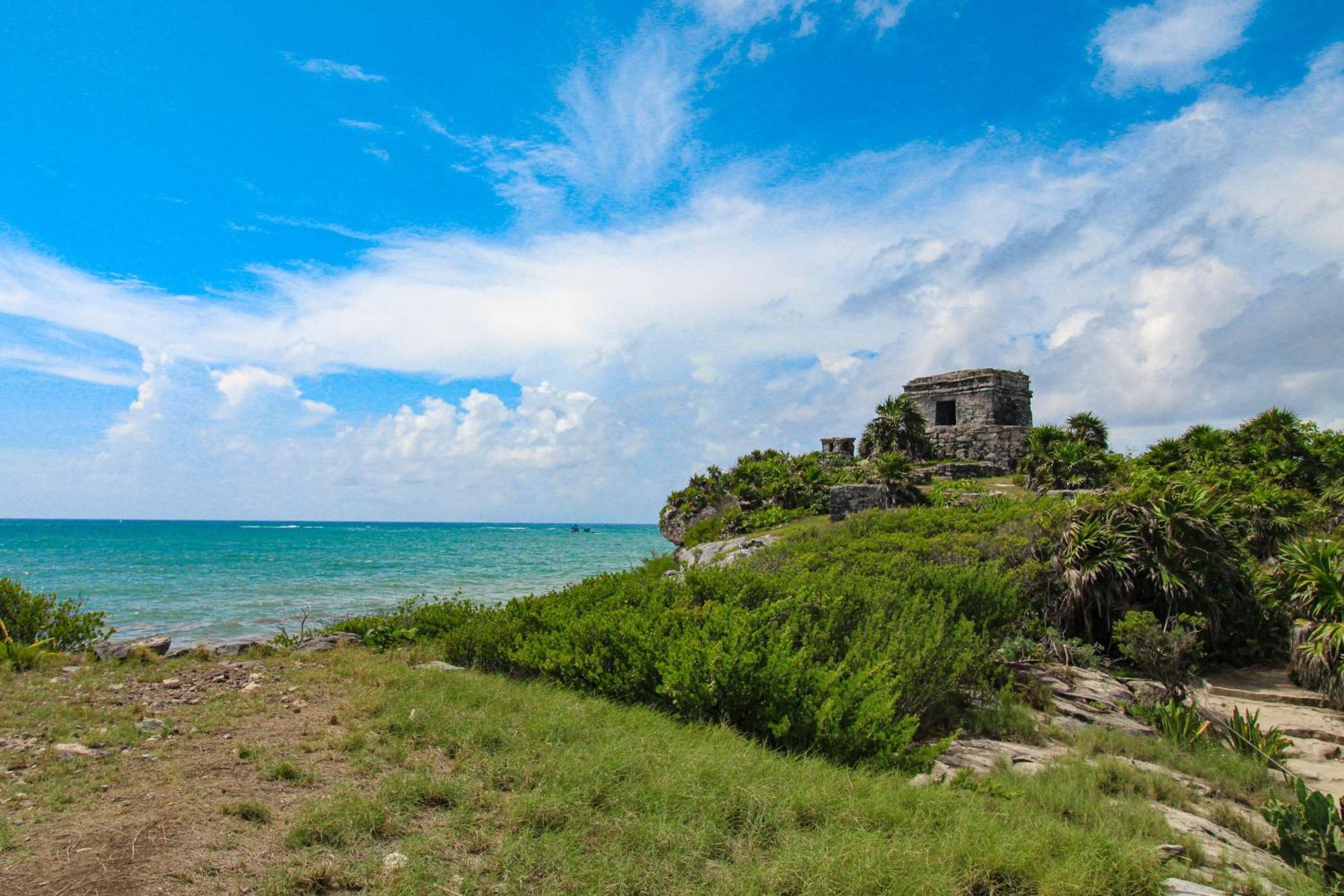 Adora 406 At Av Kukulkan Tulum