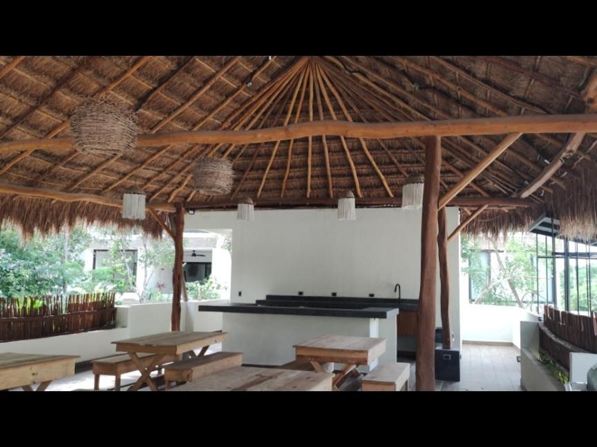 Apartment Jungle Oasis Studio: Beachside Retreat With Pool And Amenities Tulum