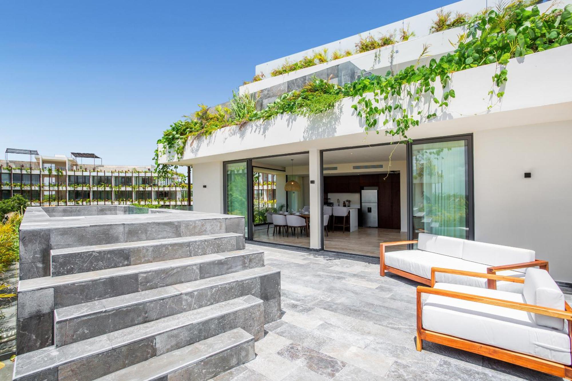 Mistiq Temple Ii Luxury Apartment