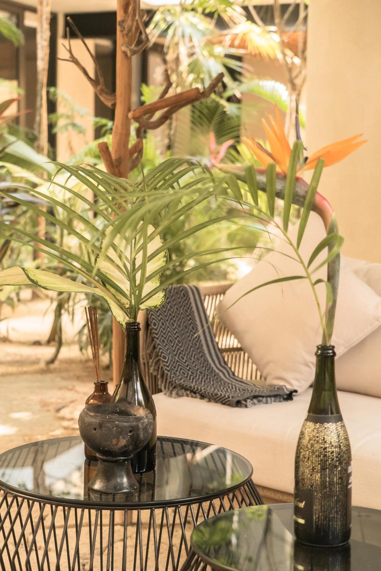 Naj Aparthotel 4*