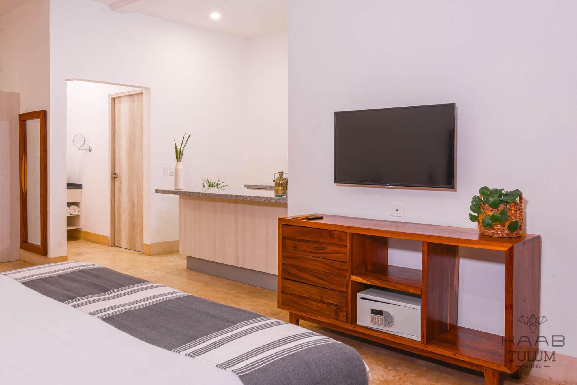 Collection O Kaab Boutique Tulum Centro, Pool And Parking Hotel 4*