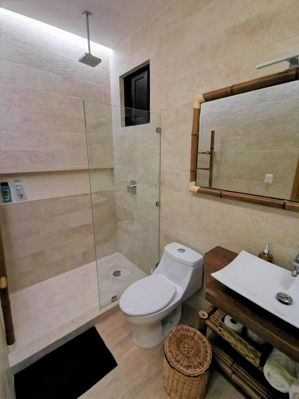 Cocomobay, Fully Furnished In Apartment