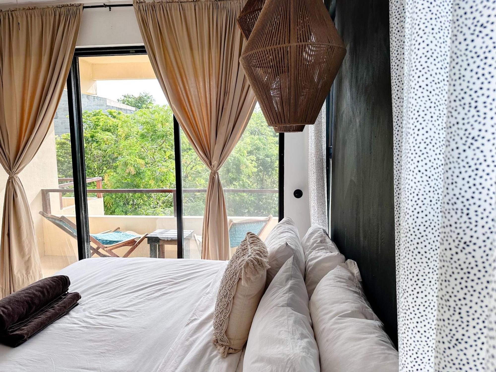 Aparthotel Naats Amigos