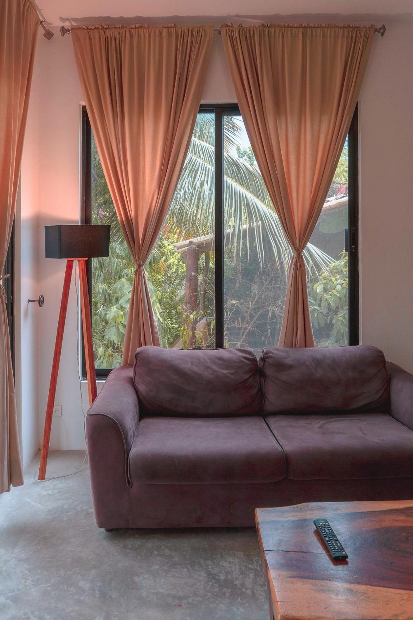 Naats Amigos Aparthotel