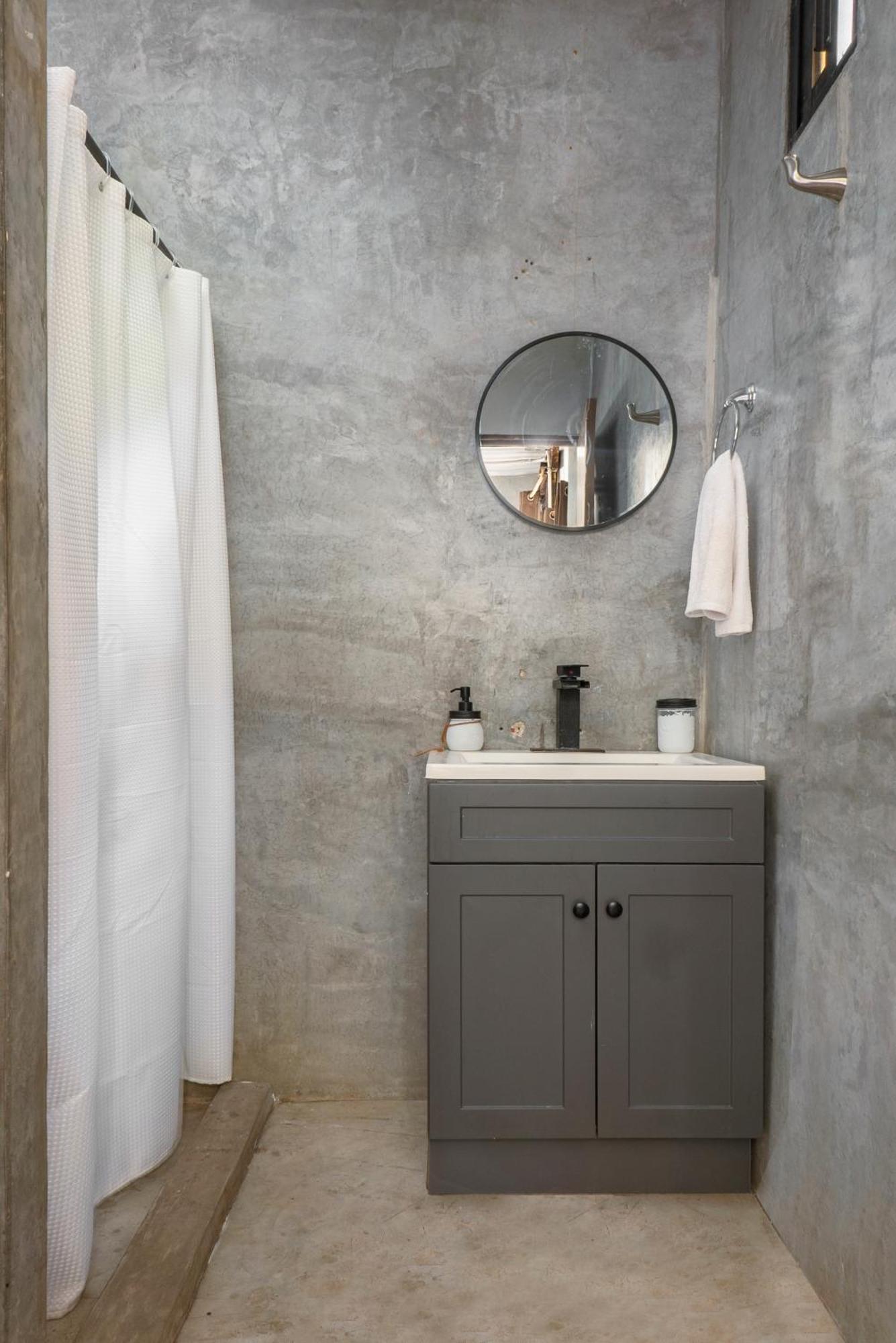 Pal Mar Glamtainer *